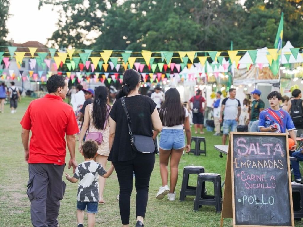 Ituzaing&oacute; celebr&oacute; los 30 a&ntilde;os de su autonom&iacute;a con dos jornadas de m&uacute;sica y baile
