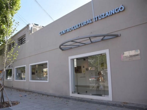 El Centro Cultural ofrece talleres y teatro durante el verano