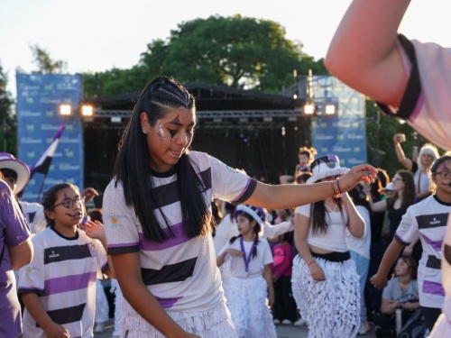 El carnaval recorre los barrios de Ituzaing&oacute; durante enero