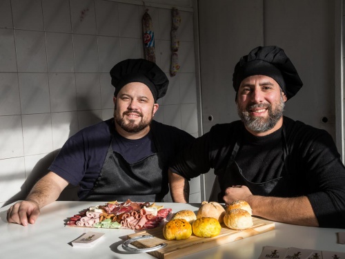 Flor de Picada: amistad, quesos, fiambres premium y otros trucos