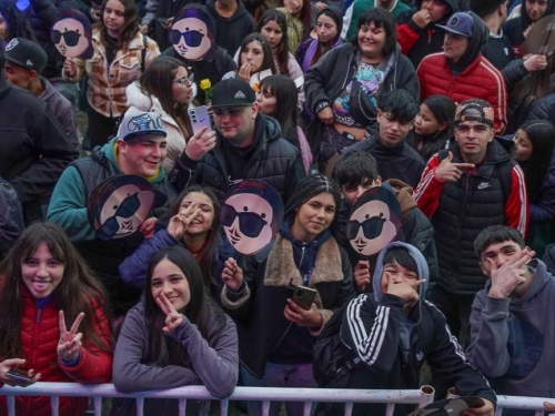 &iexcl;Feliz Primavera! Fer Palacio cerr&oacute; la gran fiesta del D&iacute;a del Estudiante en La Torcaza