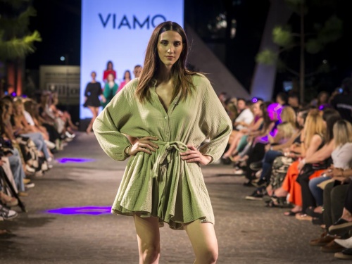 Mir&aacute; c&oacute;mo fue el Go Fashion de Parque Leloir en la mirada de Castelar Digital