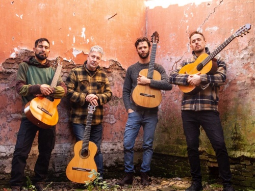 El creador de Casa Sonora presentar&aacute; su nuevo disco con un cuarteto de guitarras