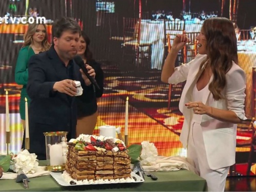Waffles Ituzaingó enamoró a Pampita con un postre récord