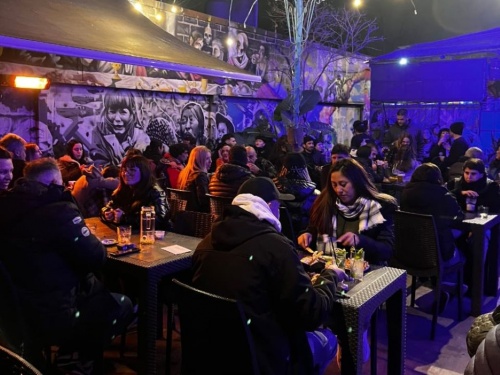 Luna Llena propone una noche de tarot, m&uacute;sica y experiencias hol&iacute;sticas en Ituzaing&oacute;