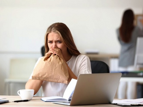 Ataque de p&aacute;nico: Una t&eacute;cnica para regular la respiraci&oacute;n
