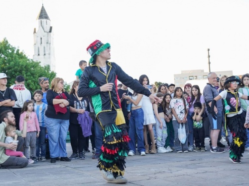 Carnaval en Zona Oeste: cuatro d&iacute;as de corsos y festejos para disfrutar el finde largo