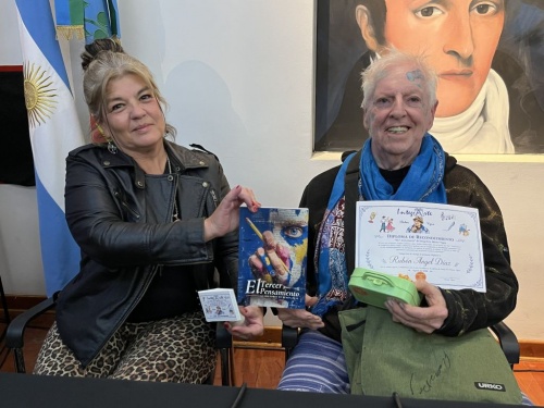 Rub&eacute;n D&iacute;az present&oacute; su nuevo libro: &ldquo;El Tercer Pensamiento&rdquo;