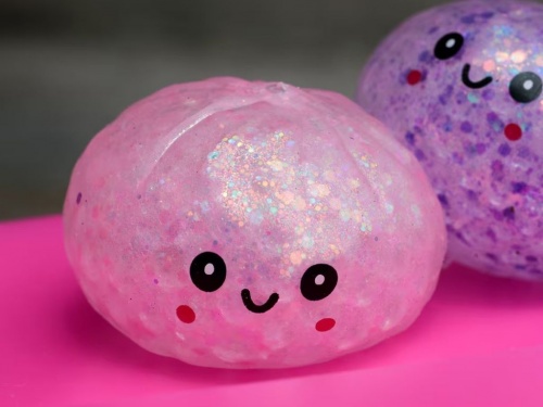 Ituzaing&oacute; orden&oacute; retirar de los comercios el juguete viral &ldquo;Squeezy Dumpling&rdquo; por riesgo qu&iacute;mico