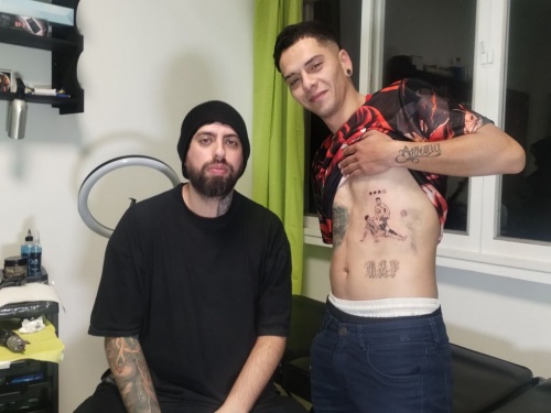 Locura por la Scaloneta: un fan&aacute;tico se tatu&oacute; el quite de Paredes del partido con Egipto