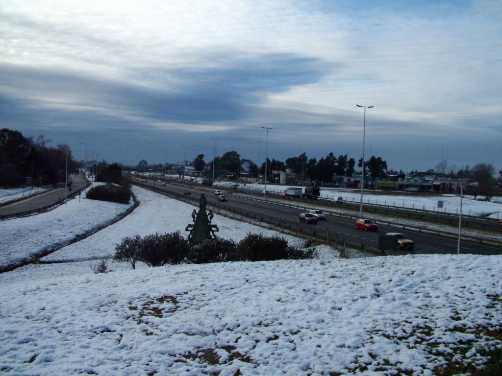 Acceso Oeste, Ituzaingó.