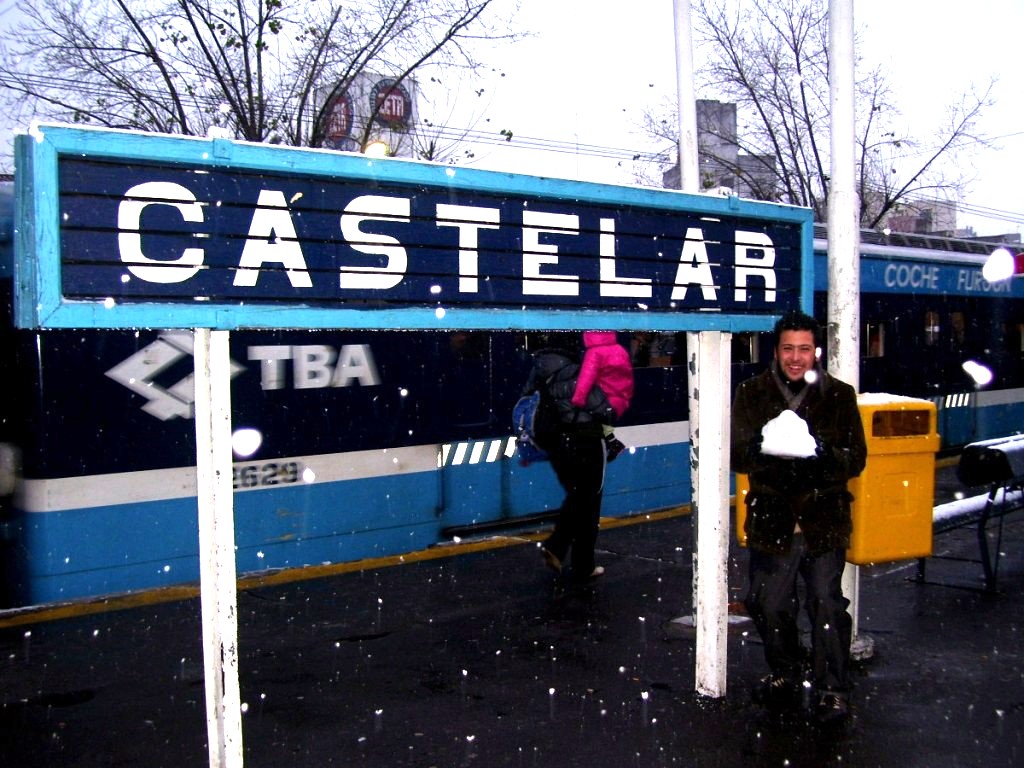 Andén de Castelar. 
Foto: Damián González. 