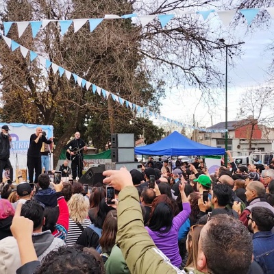 Bersuit Vergarabat cerró el festival solidario “La Patria que Soñamos” en Villa Udaondo