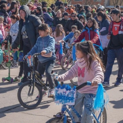 Florecerán Pañuelos: Ituzaingó vuelve a recorrer sus barrios en bicicleta