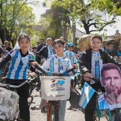 La Bicicleteada por la Memoria cerró su recorrido anual en la Plaza del Sol