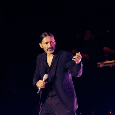 Finde de Cumbia: Daniel Agostini en el Teatro Gran Ituzaingó