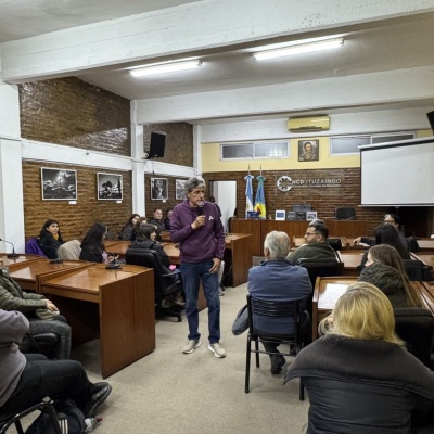 Rub&eacute;n Digilio llev&oacute; su mirada sobre el fotoperiodismo al HCD de Ituzaing&oacute;