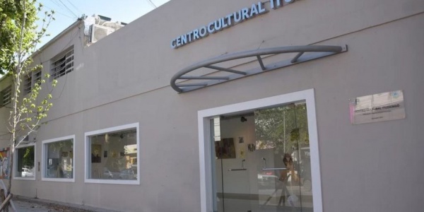 El Centro Cultural ofrece talleres y teatro durante el verano