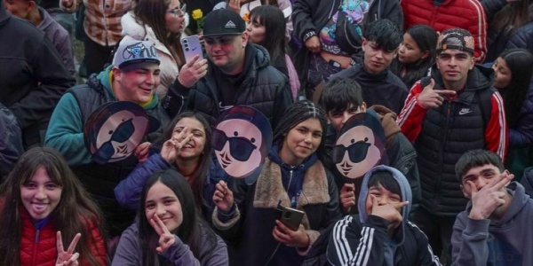 &iexcl;Feliz Primavera! Fer Palacio cerr&oacute; la gran fiesta del D&iacute;a del Estudiante en La Torcaza