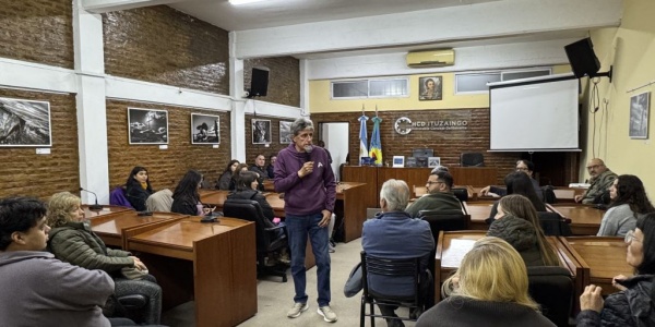 Rub&eacute;n Digilio llev&oacute; su mirada sobre el fotoperiodismo al HCD de Ituzaing&oacute;